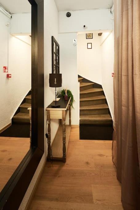 Studio-Balcon Center Of Монс Екстер'єр фото