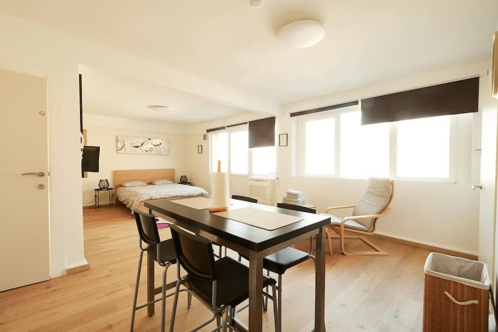 Studio-Balcon Center Of Монс Екстер'єр фото